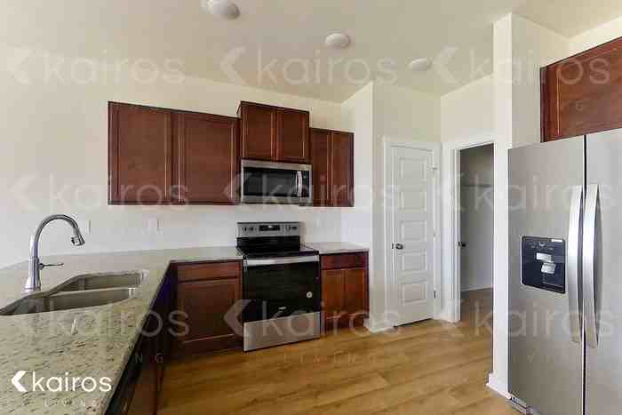 6411 Upchurch Dr Nw - Photo 5 of 23