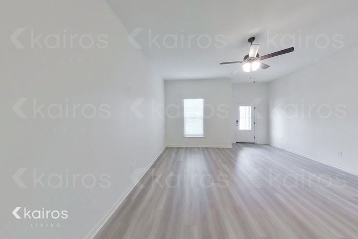 112 Teddy Ln - Photo 2 of 17