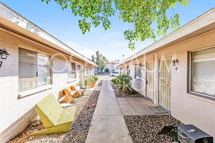 9230 N 6th St #6 - Photo 4 of 17