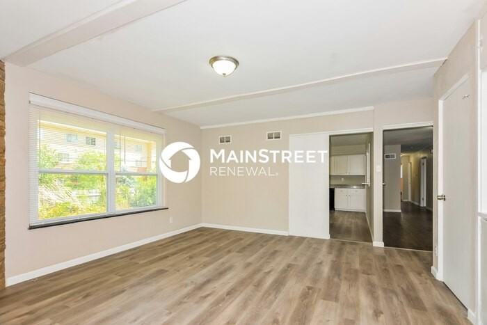 1120 Spring Valley Drive - Photo 3 of 17