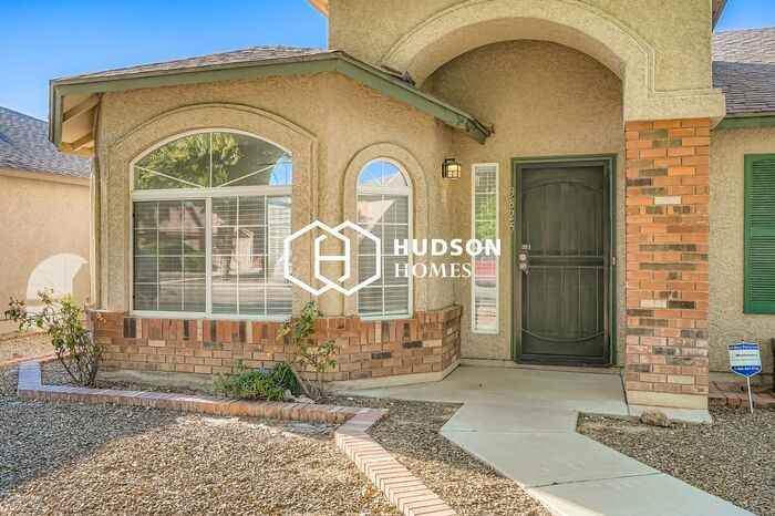 3825 E Shapinsay Dr - Photo 6 of 32