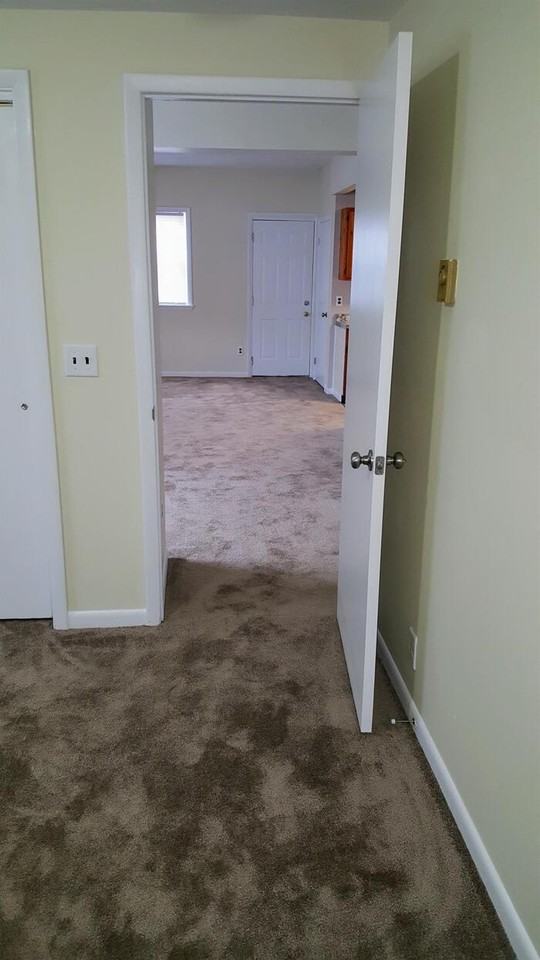 17 Lawrence St #1 - Photo 6 of 16