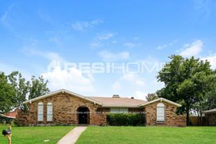 1004 Hillcrest Dr - Photo 1 of 1