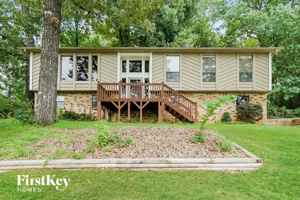 featured image of 1312 Whirlaway Cir