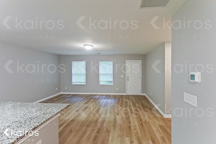 236 Fox Chase Way - Photo 6 of 19