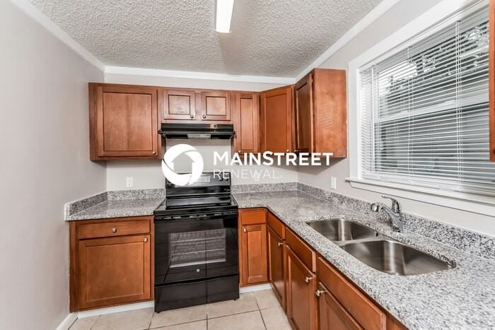 5241 Goldmar Dr - Photo 7 of 17