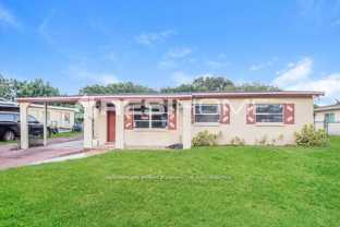 3215 Redwood Ln - Photo 1 of 1