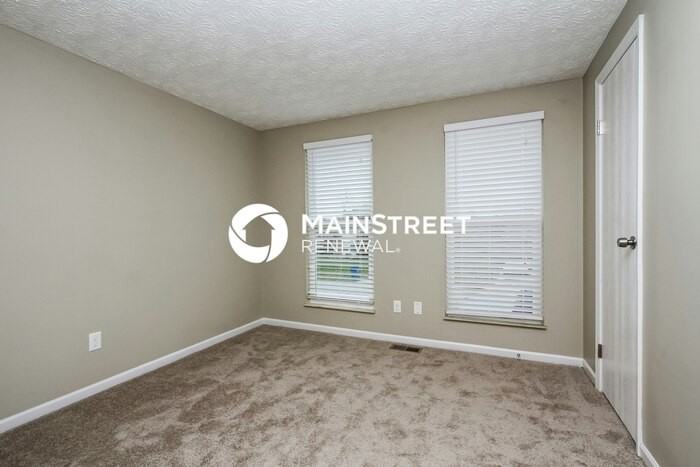 5678 Colonist Cir - Photo 6 of 17