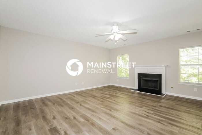 665 Lake Ridge Court - Photo 2 of 17