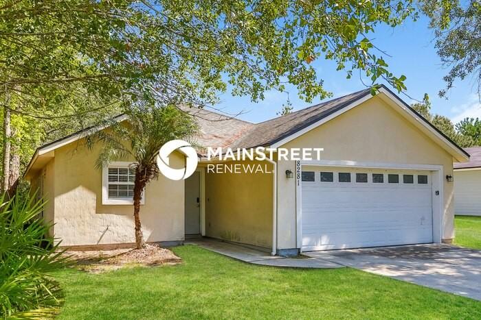 8281 Maple St - Photo 2 of 16