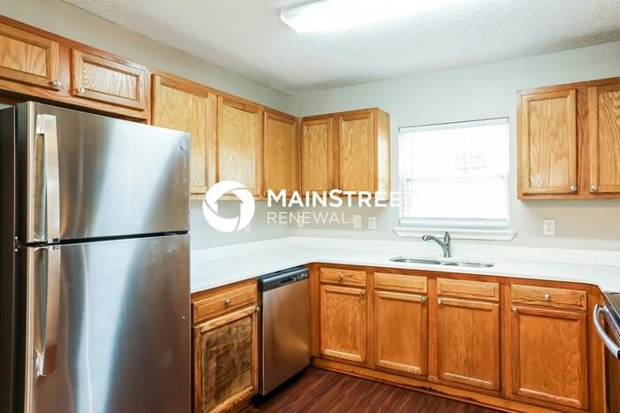8281 Maple St - Photo 7 of 16