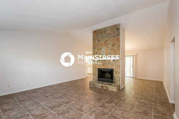 2922 Owens Point Trl Nw - Photo 3 of 16