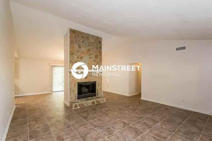 2922 Owens Point Trl Nw - Photo 4 of 16