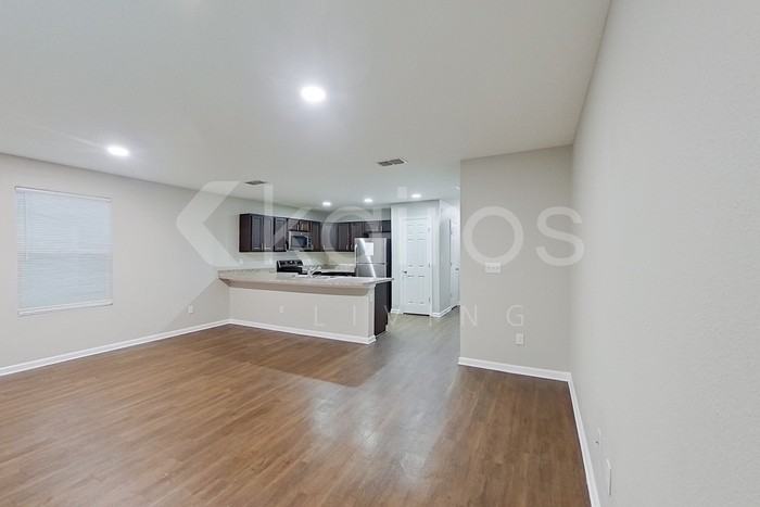 1335 Mull Street - Photo 2 of 22