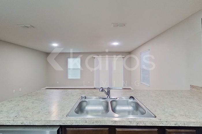 1335 Mull Street - Photo 7 of 22