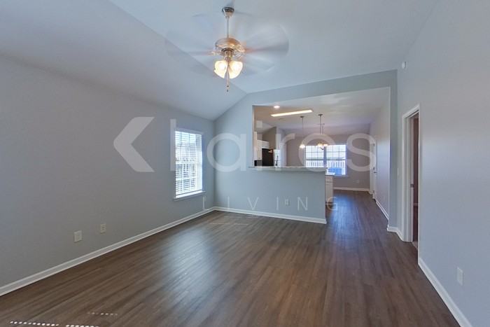 107 Martin Luther King Jr Drive - Photo 4 of 22