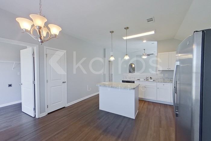 107 Martin Luther King Jr Drive - Photo 6 of 22