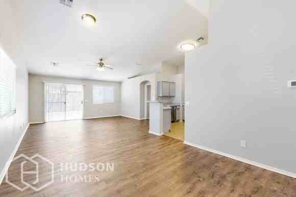 3828 W Irwin Ave - Photo 5 of 28