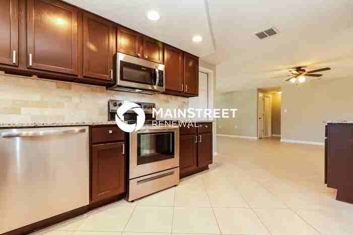 3208 Primrose Dr - Photo 6 of 16