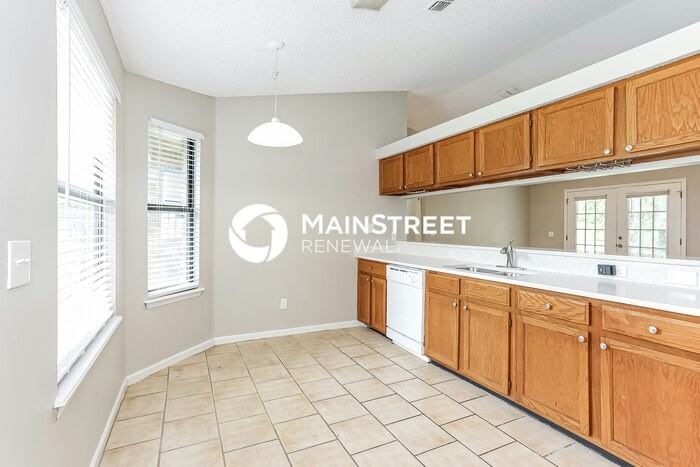 140 Devoe St - Photo 7 of 16