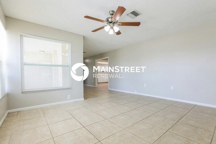 64 Golfview Rd - Photo 4 of 16