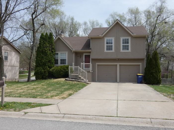 405 Woodland Avenue - Photo 2 of 22