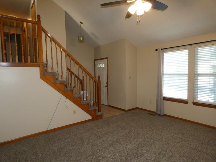 405 Woodland Avenue - Photo 3 of 22