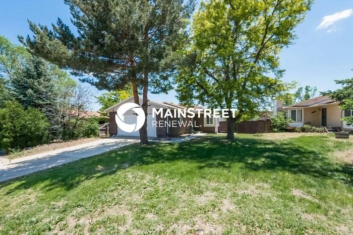 9320 W 104th Pl - Photo 2 of 17