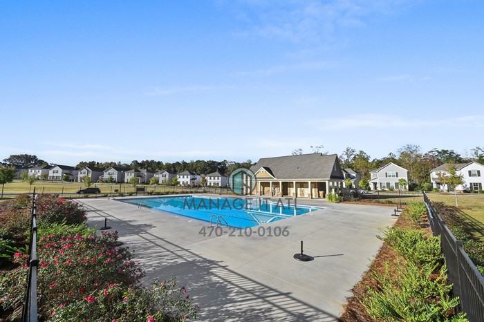 370 Golden Eagle Parkway - Photo 3 of 35