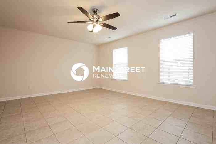 3229 Dizzy Dean Dr - Photo 3 of 15