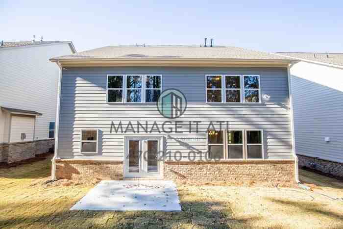 4447 4447 Waxwing Street - Photo 3 of 50