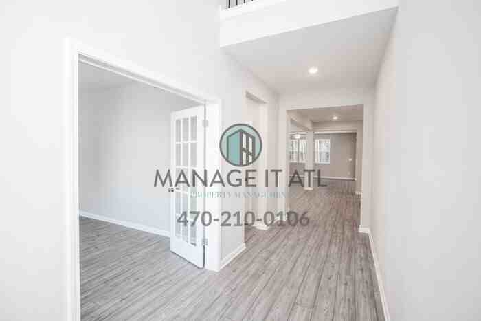 4447 4447 Waxwing Street - Photo 4 of 50