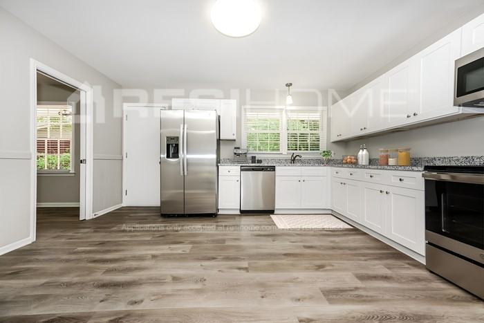 10690 Sandpiper Rd - Photo 2 of 20