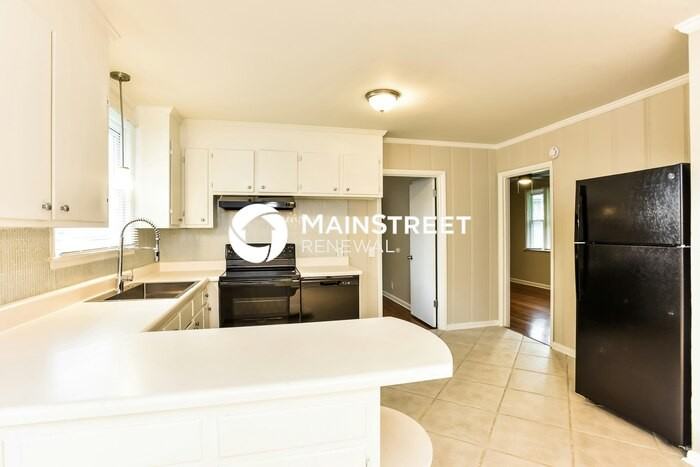 224 Joyner Ave - Photo 5 of 16