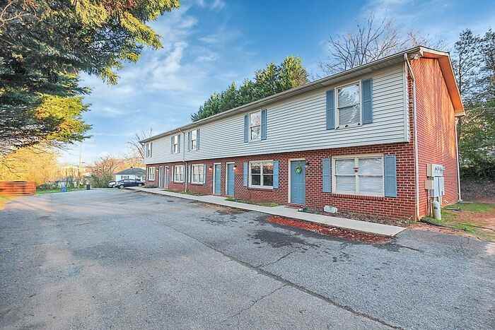 177 18th St Nw - Photo 3 of 27