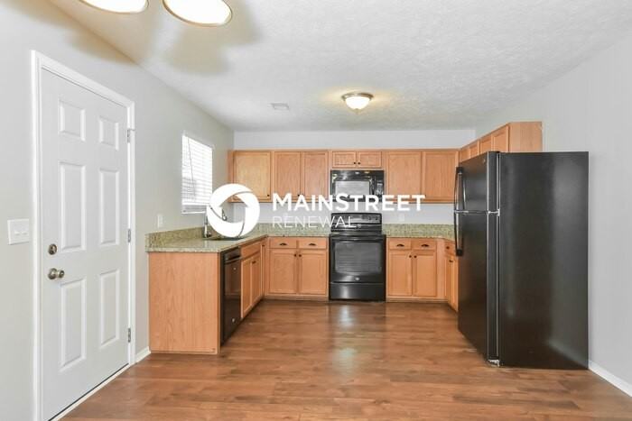 2763 Sutherland Dr - Photo 4 of 17
