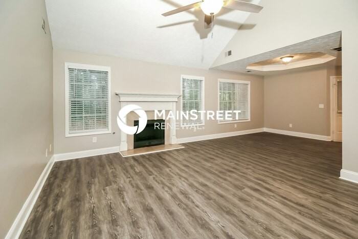 75 Ashton Pl - Photo 2 of 16