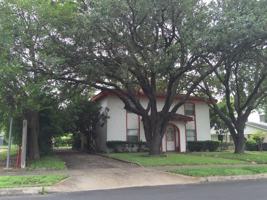 featured image of 4430 Valleyfield St