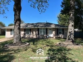 featured image of 3720 Pembrook Cv