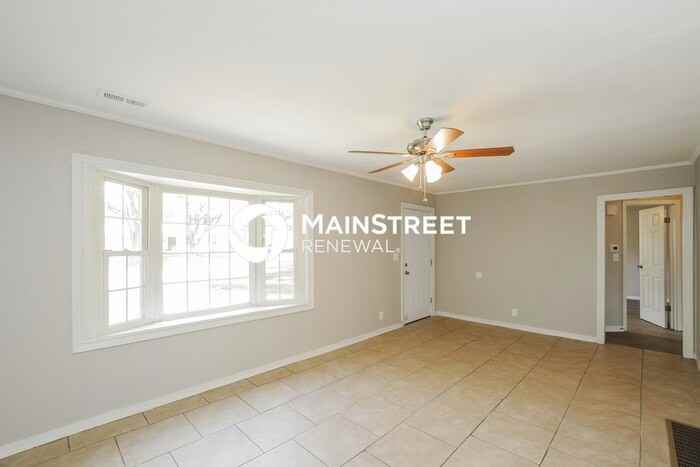 10306 Oakland Avenue - Photo 3 of 17