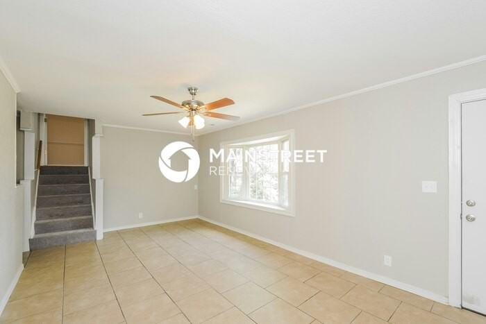 10306 Oakland Avenue - Photo 4 of 17