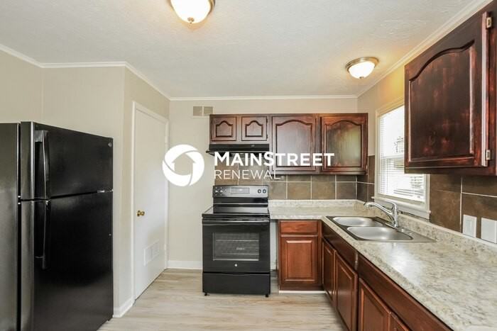 10306 Oakland Avenue - Photo 5 of 17