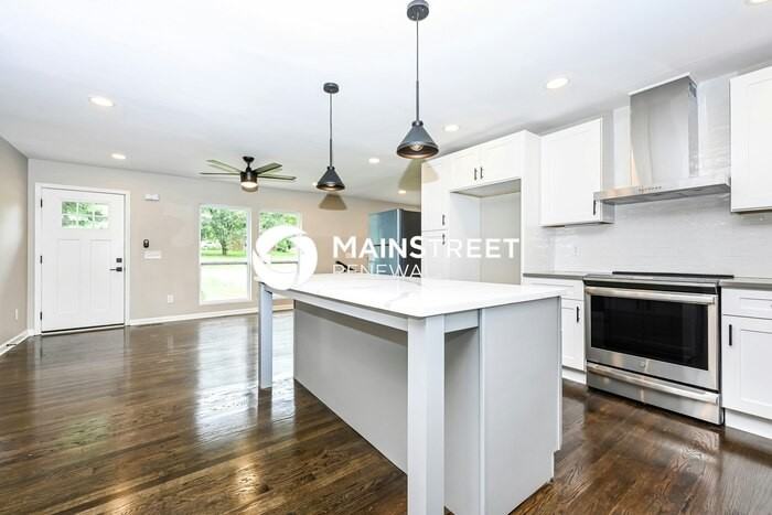 4932 Aquatic Rd - Photo 6 of 16