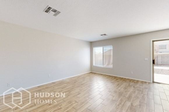 12405 West Corrine Drive - Photo 7 of 37