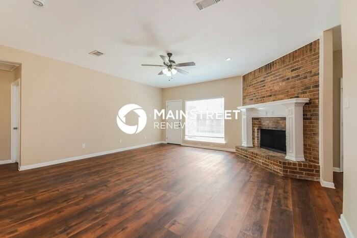 9306 Chimneywood Dr - Photo 5 of 16