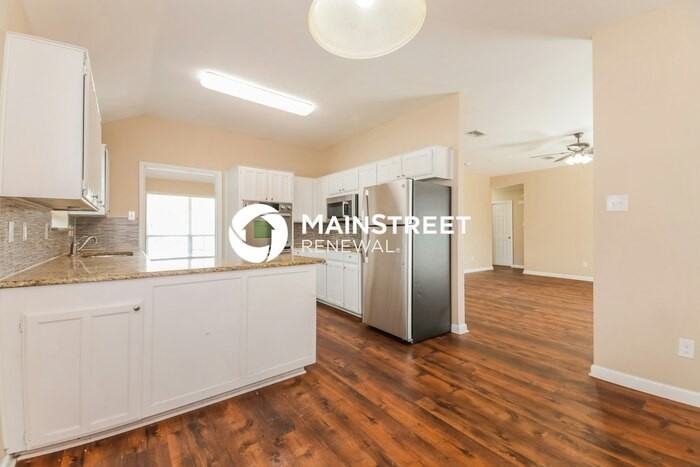 9306 Chimneywood Dr - Photo 6 of 16