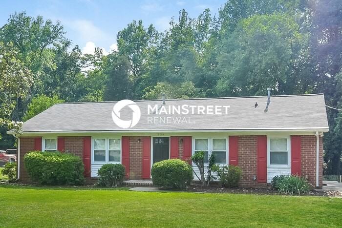 304 Springtime Dr - Photo 2 of 16