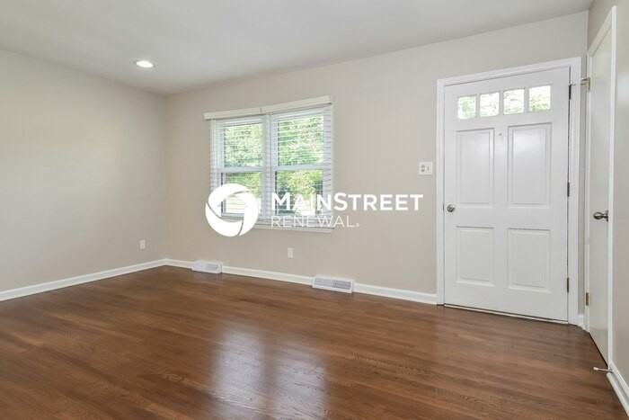 304 Springtime Dr - Photo 3 of 16