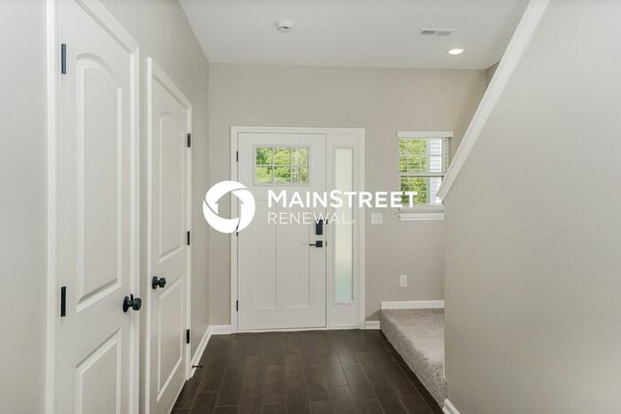 2086 Steamboat Way - Photo 3 of 17