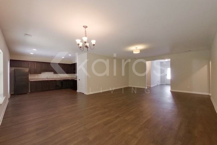 471 White Oak Circle - Photo 6 of 22